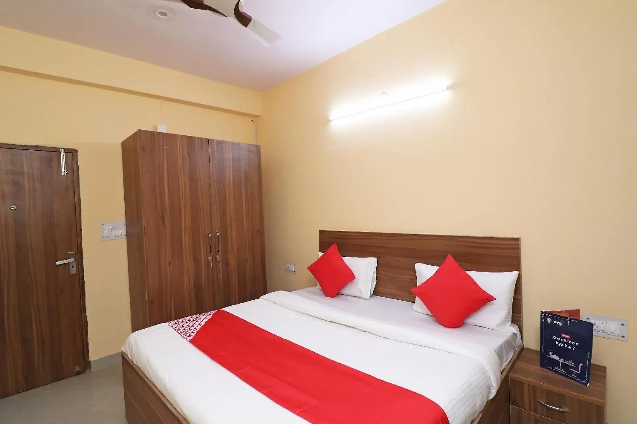 Hotel Oyo 24222 Vs Stays Gurgaon